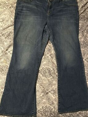 Lucky Brand Women’s Dark Blue Flare Jeans